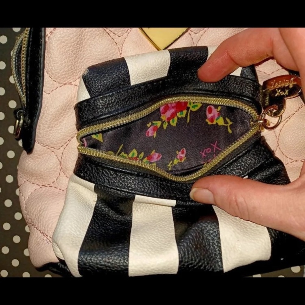 -SOLD- Betsey Johnson Mini Backpack - Picture 4 of 4